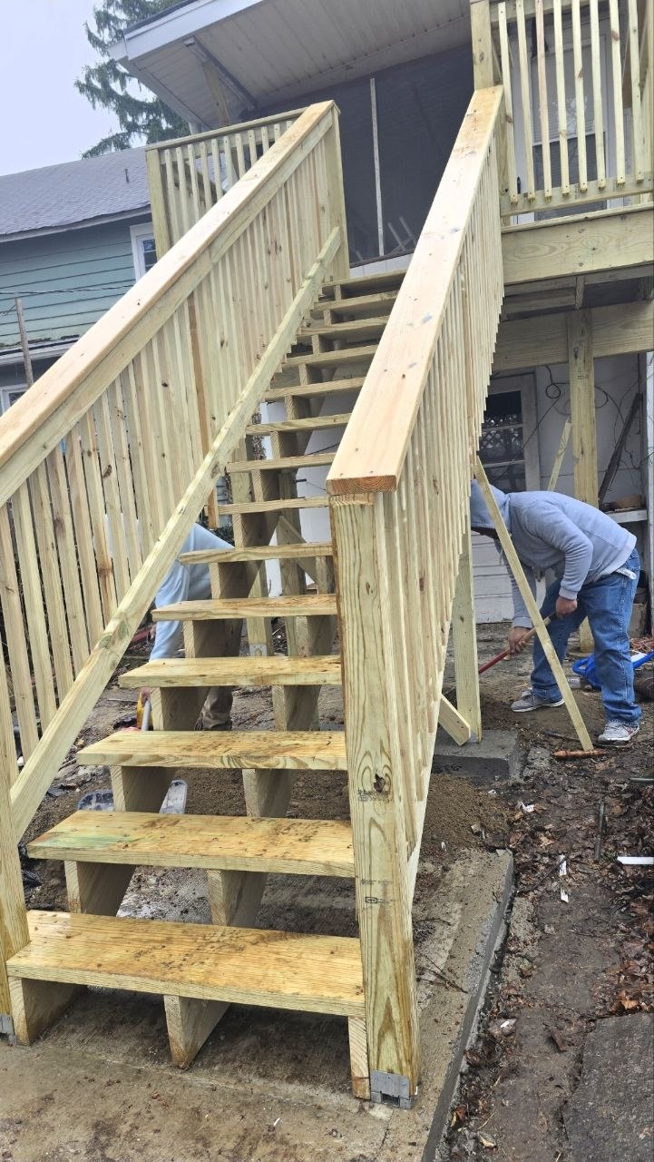 Deck Build — Tall Staircase & Landing